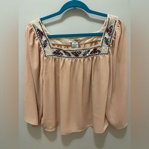 Flowy and light top